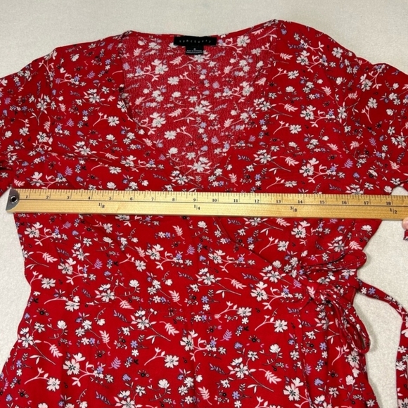 SANCTUARY Girl on Fire Faux wrap. Red and floral print. Size Sm - Picture 12 of 12